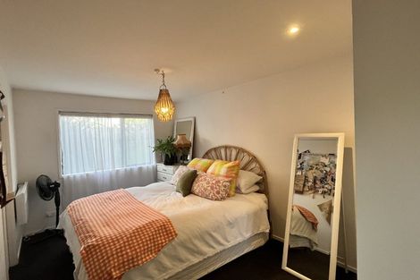 Photo of property in 2 Pohutukawa Avenue, Red Beach, 0932