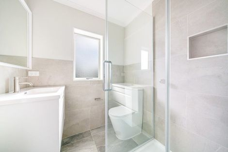 Photo of property in 2 Dunaff Place, Flat Bush, Auckland, 2019