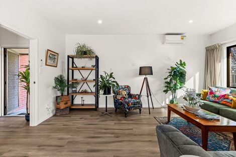 Photo of property in 27 Logan Avenue, Marewa, Napier, 4110