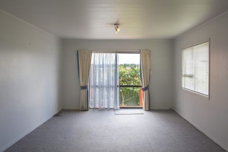 Photo of property in 2/40 Saxon Street, Waterview, Auckland, 1026