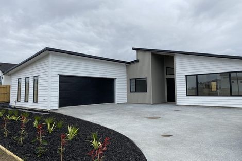 Photo of property in 40 Taikura Avenue, Red Beach, 0932