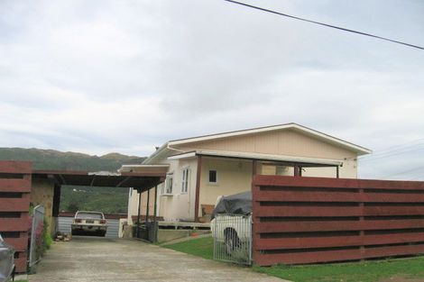 Photo of property in 23a Tremewan Street, Tawa, Wellington, 5028