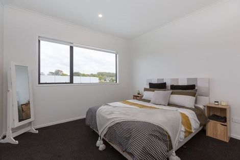 Photo of property in 19 Smith Street, Lepperton, New Plymouth, 4373