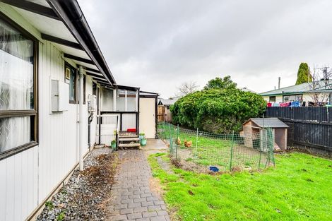 Photo of property in 2/211 Garnett Street, Raureka, Hastings, 4120