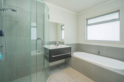 Photo of property in 39 Covent Drive, Stoke, Nelson, 7011