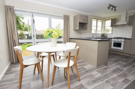 Photo of property in 89 Victoria Street, Carterton, 5713