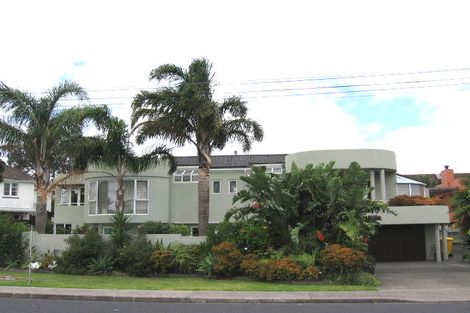 Photo of property in 2a Omana Road, Milford, Auckland, 0620