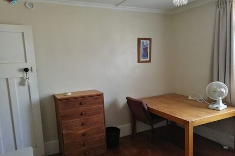 Photo of property in 20 Lyndhurst Street, Takaro, Palmerston North, 4412
