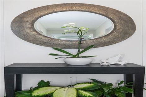 Photo of property in 2/40 Coronation Road, Hillcrest, Auckland, 0627