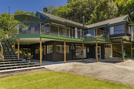 Photo of property in 14 Haddon Crescent, Whitianga, 3510