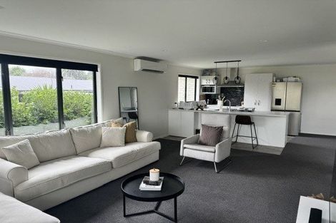 Photo of property in 17a Seifert Street, Forest Lake, Hamilton, 3200