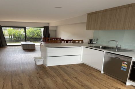 Photo of property in 2/13 Chilcott Road, Henderson, Auckland, 0612