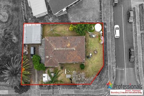 Photo of property in 2 Serrano Place, Clover Park, Auckland, 2023