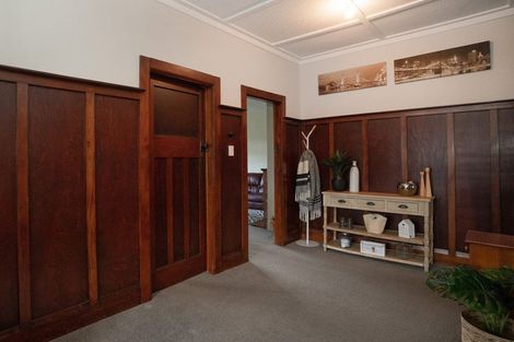 Photo of property in 21 Burns Avenue, Takaro, Palmerston North, 4412
