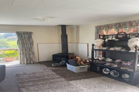 Photo of property in 212 Hurndall Street West, Maungaturoto, 0520