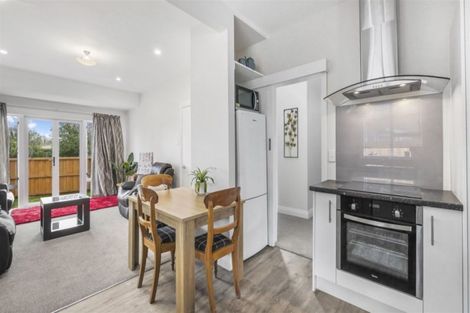 Photo of property in 156 Wainoni Road, Avondale, Christchurch, 8061