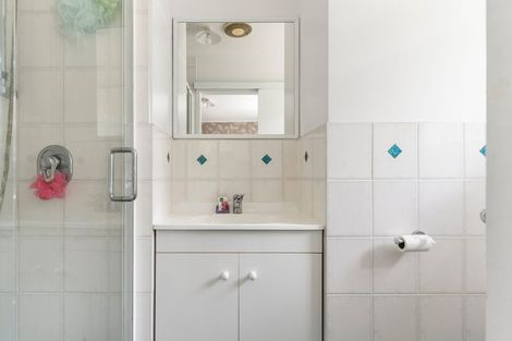 Photo of property in 34 Kath Henry Lane, Drury, 2113