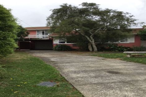 Photo of property in 10 Boler Place, New Lynn, Auckland, 0600