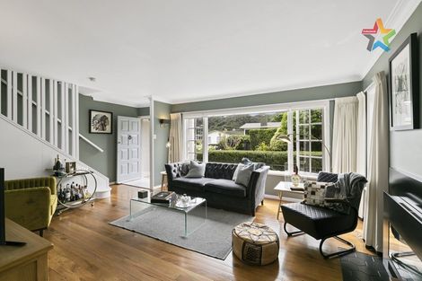 Photo of property in 4a Taumaru Avenue, Lowry Bay, Lower Hutt, 5013