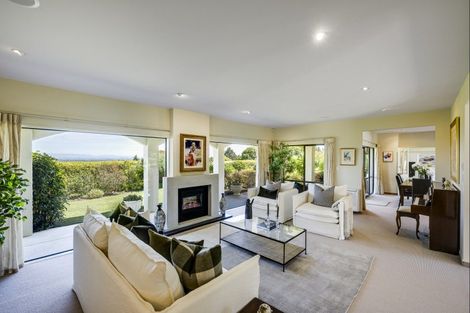 Photo of property in 154 Te Mata Peak Road, Havelock North, 4130