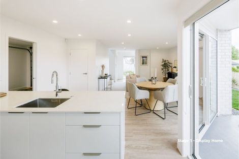 Photo of property in 6 Forest Lake Road, Forest Lake, Hamilton, 3200