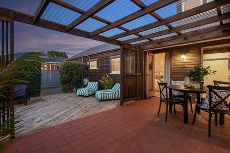 Photo of property in 24a Puriri Street, Miramar, Wellington, 6022