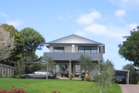 Photo of property in 988 Papamoa Beach Road, Papamoa Beach, Papamoa, 3118