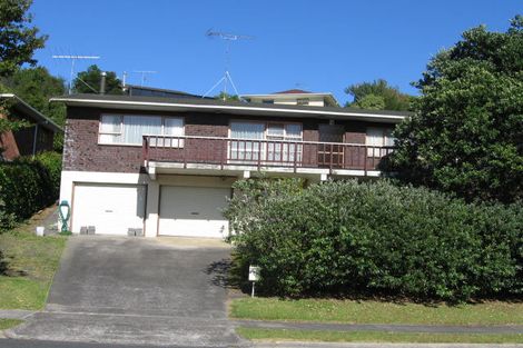 Photo of property in 17 Oaktree Avenue, Browns Bay, Auckland, 0630
