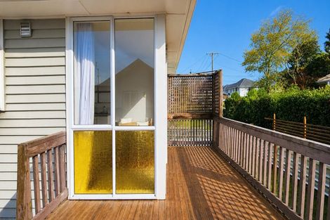 Photo of property in 17 Aotea Street, Welbourn, New Plymouth, 4312