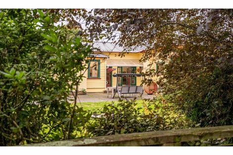 Photo of property in 88 Cooper Road, Tussock Creek, Winton, 9781