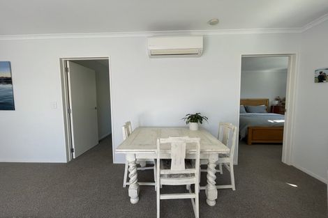 Photo of property in 121 Brian Crescent, Stanmore Bay, Whangaparaoa, 0932
