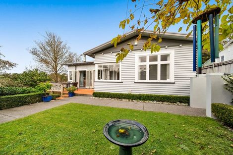 Photo of property in 1 Barrett Street, Westown, New Plymouth, 4310