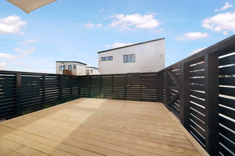 Photo of property in 9 Octans Road, Westgate, 0814