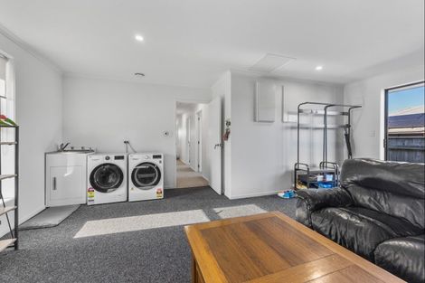 Photo of property in 31 Atutahi Street, Hurdon, New Plymouth, 4310