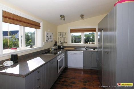 Photo of property in 106 Jellicoe Street, Martinborough, 5711