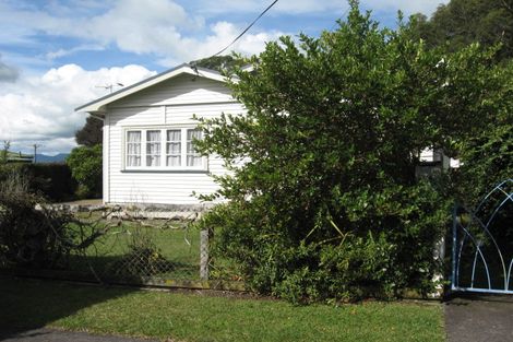 Photo of property in 10 County Place, Tirau, 3410
