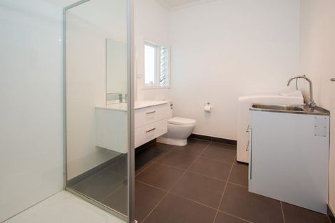 Photo of property in 120 West End Road, Westmere, Auckland, 1022