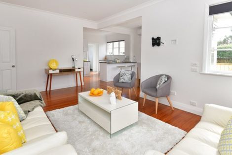 Photo of property in 430 Hibiscus Coast Highway, Orewa, 0931