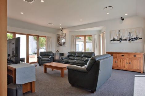 Photo of property in 7 Harry Ell Drive, Cashmere, Christchurch, 8022