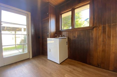 Photo of property in 32 Jennifer Street, Bryndwr, Christchurch, 8053