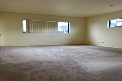 Photo of property in 2b Spencer Road, Pinehill, Auckland, 0632