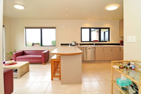 Photo of property in 1 Kereru Close, Halfway Bush, Dunedin, 9010