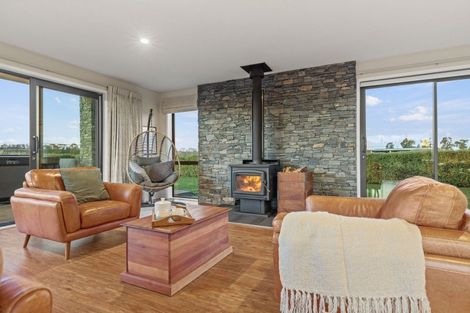 Photo of property in 1 Hayfield Terrace, Cust, Rangiora, 7471