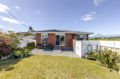 Photo of property in 12 Junction Street, Welbourn, New Plymouth, 4310