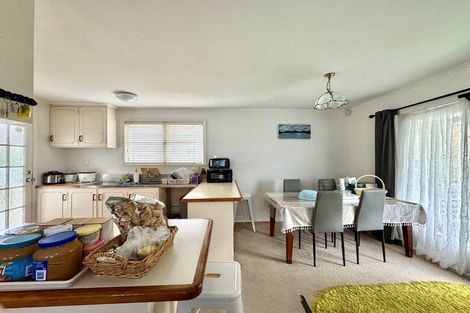 Photo of property in 42 Bowater Place, Manurewa, Auckland, 2102