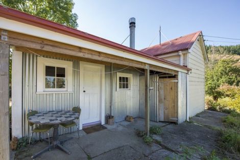 Photo of property in 79 Gabriels Gully Road, Lawrence, 9593