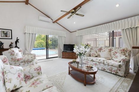 Photo of property in 10 Takahe Place, Matua, Tauranga, 3110