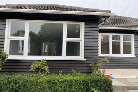 Photo of property in 8 Newall Avenue, Bryndwr, Christchurch, 8052