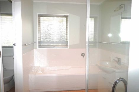 Photo of property in 9 Alexander Street, Waikanae, 5036