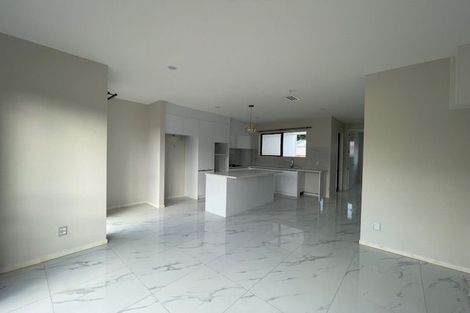 Photo of property in 2c Celina Place, Browns Bay, Auckland, 0630